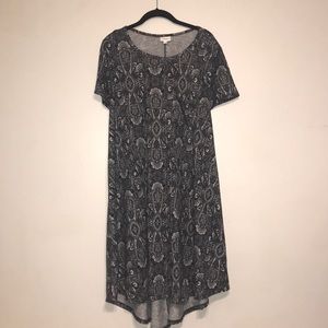 Lularoe black and white carly dress as: L